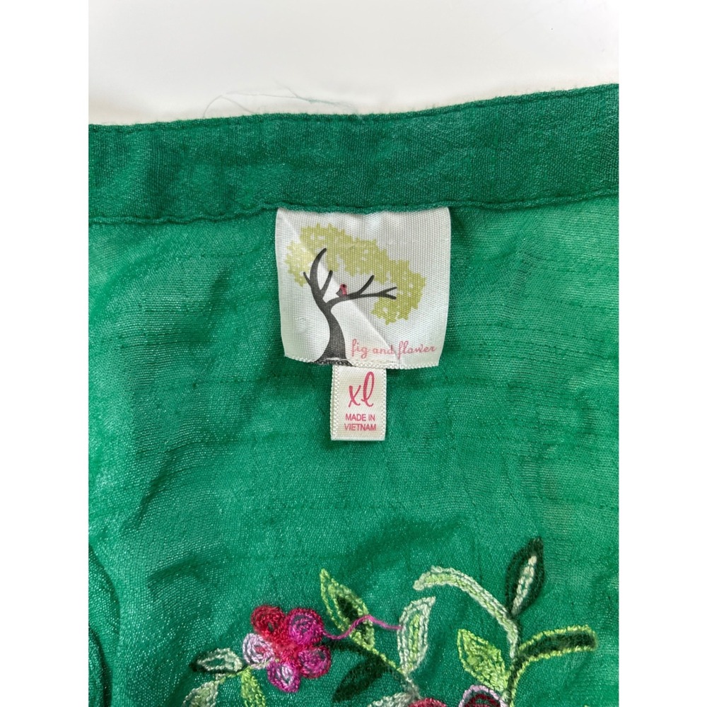 Green Floral Embroidered Button Down Blouse XL - Picture 4 of 7